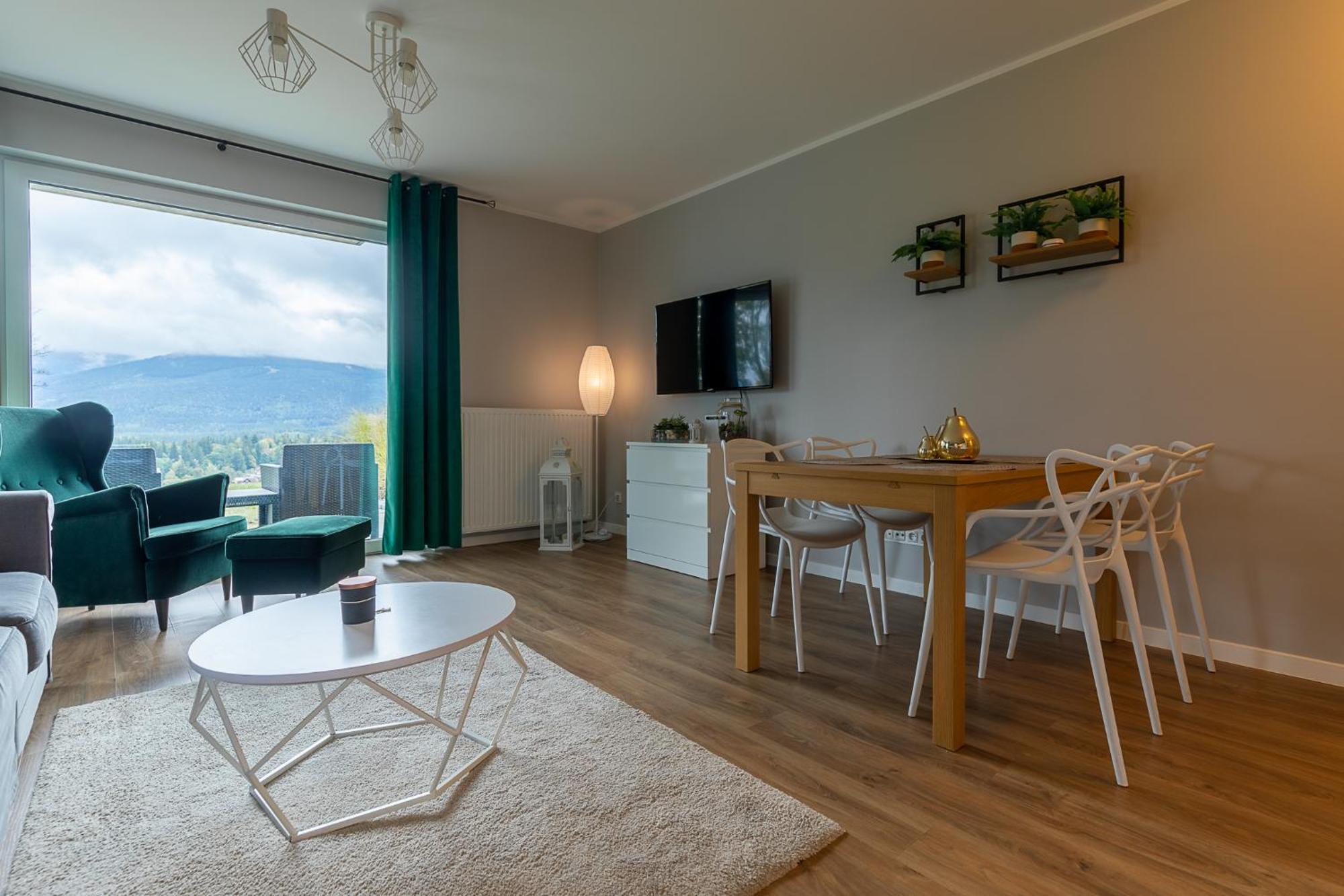 Rentplanet - Apartamenty Izerska シクラルスカ・ポレンバ エクステリア 写真
