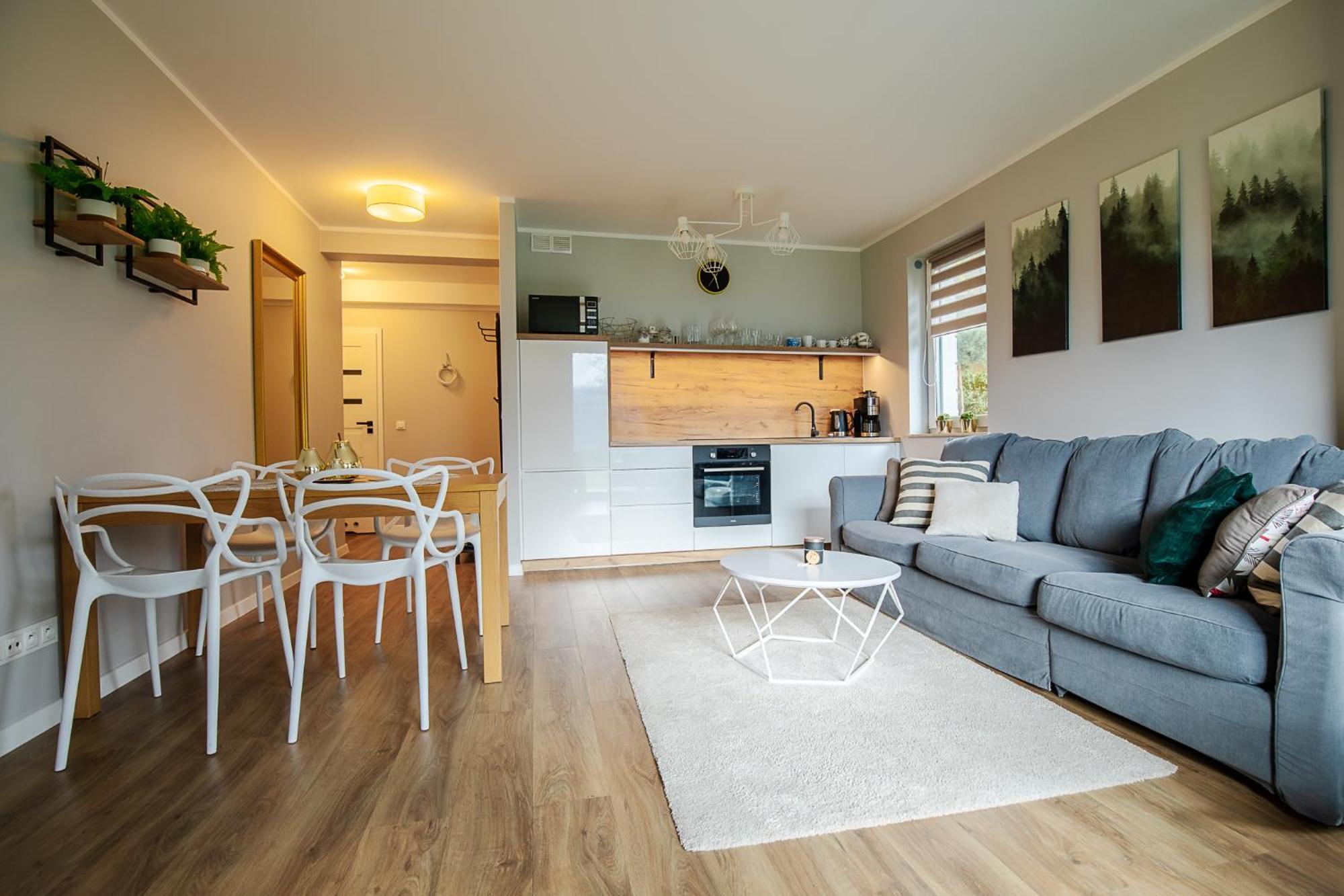 Rentplanet - Apartamenty Izerska シクラルスカ・ポレンバ エクステリア 写真